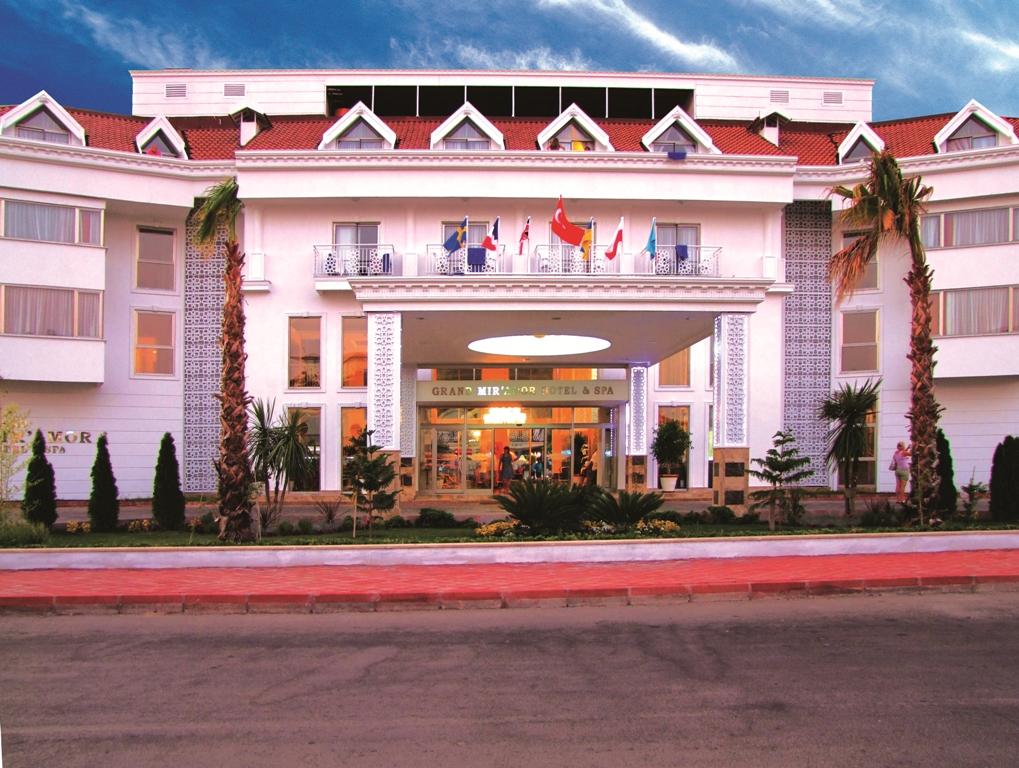 Grand Mir Amor Hotel Kiris Екстер'єр фото